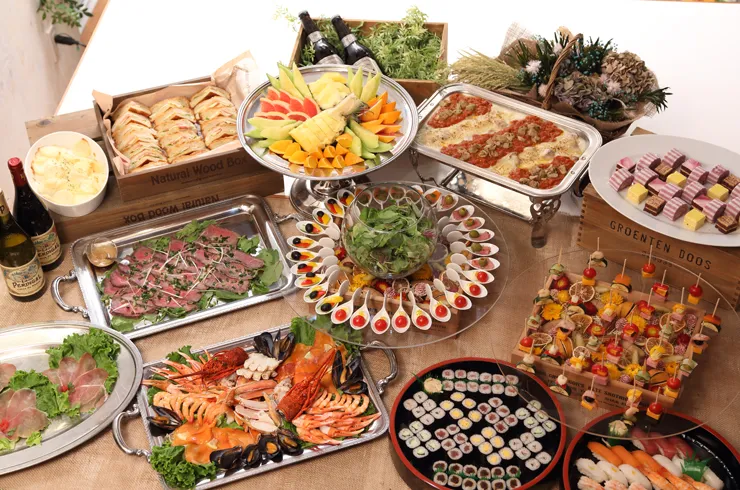 コース料理（ビュッフェ形式）